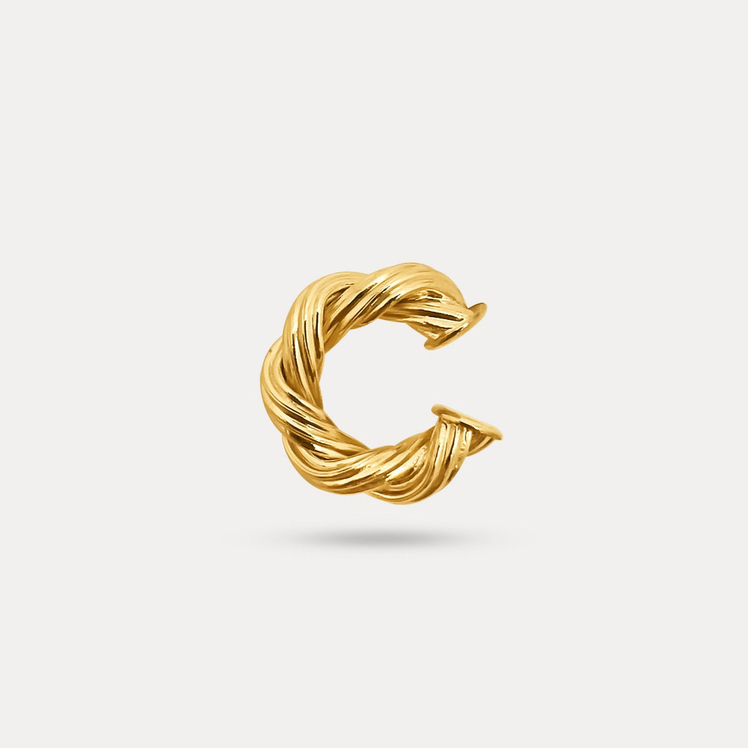 Daphne Earcuff